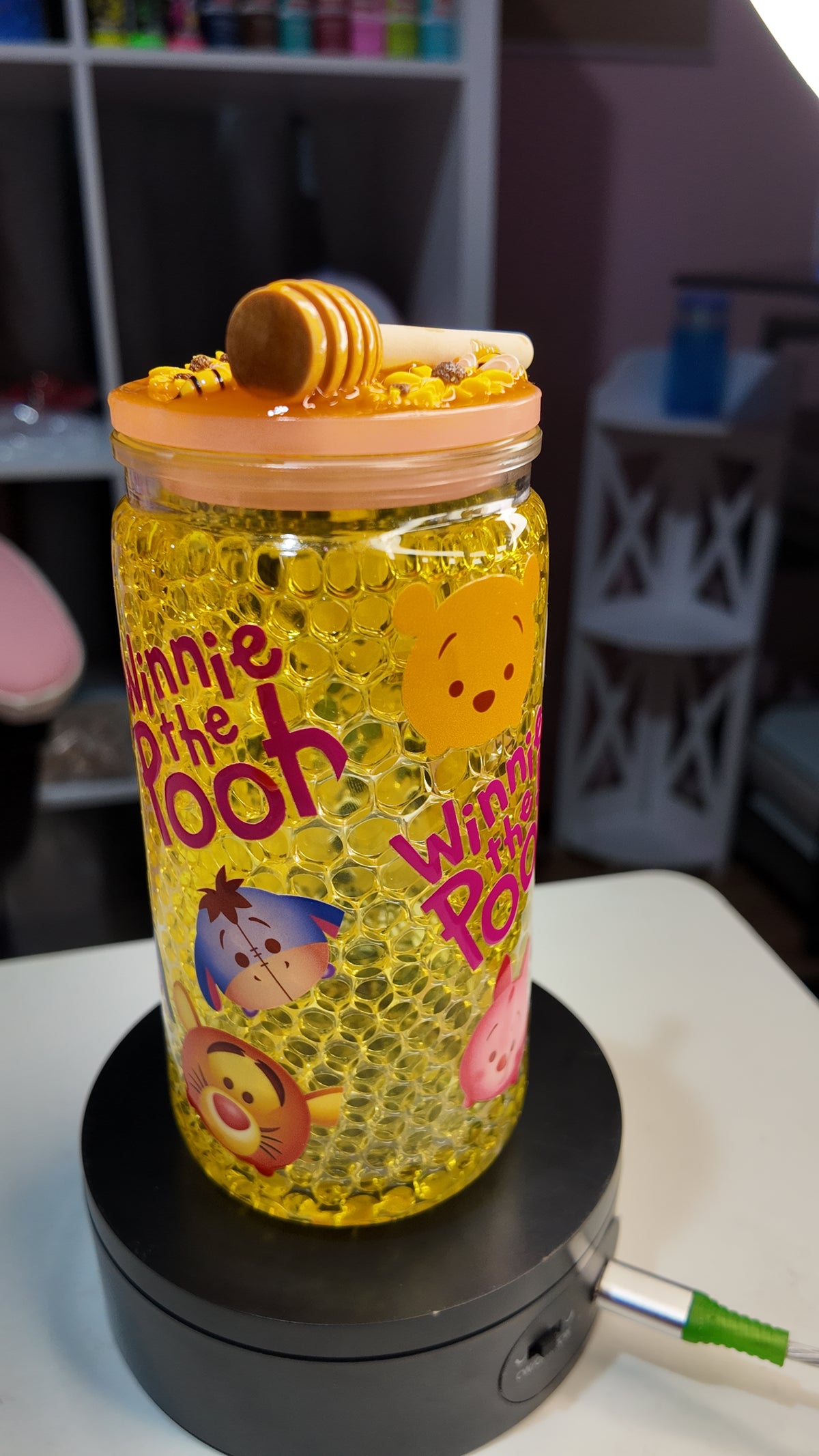 Snow Globe Tumbler – 16 oz